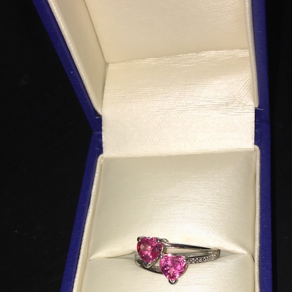 Harry Ritchie's Pink Sapphire heart ring - Picture 2 of 2